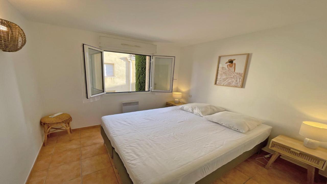 Appartement Les Pins Bleus A8 Sainte-Maxime Luaran gambar