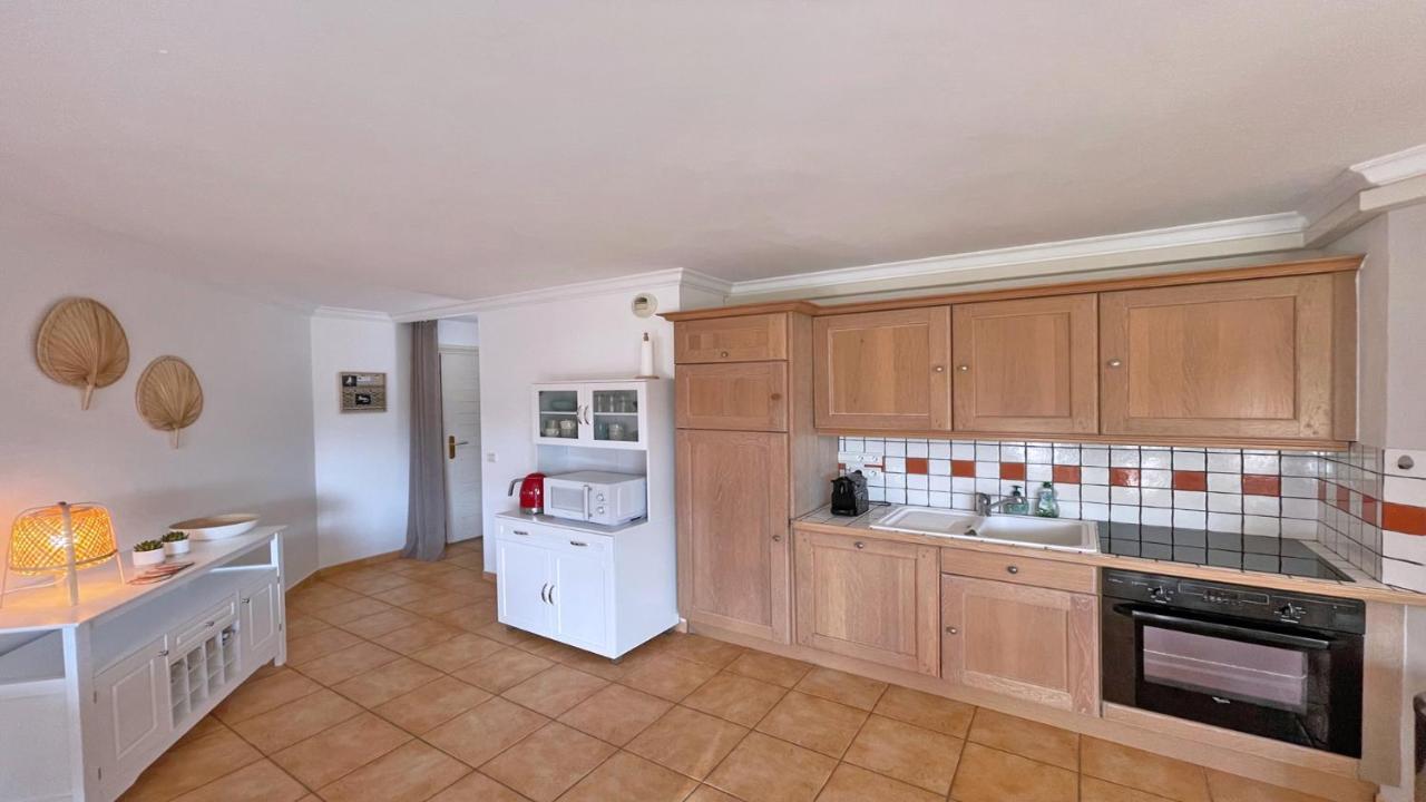 Appartement Les Pins Bleus A8 Sainte-Maxime Luaran gambar