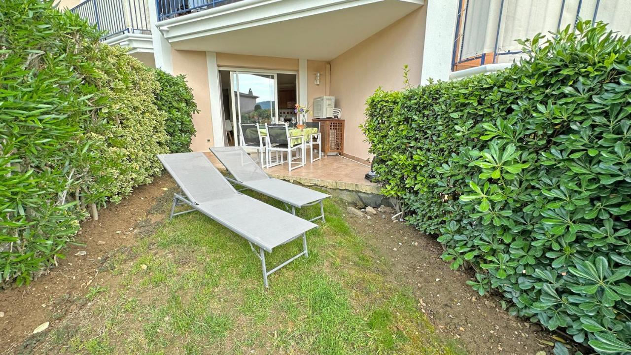 Appartement Les Pins Bleus A8 Sainte-Maxime Luaran gambar