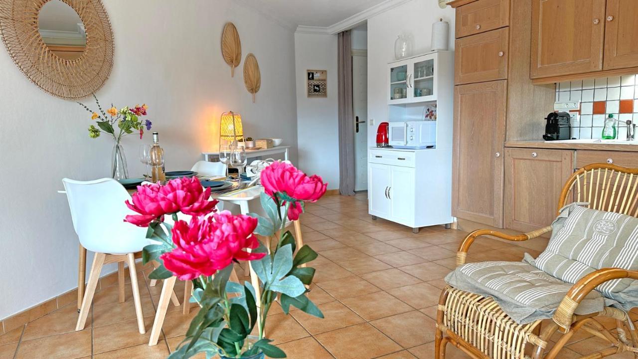 Appartement Les Pins Bleus A8 Sainte-Maxime Luaran gambar