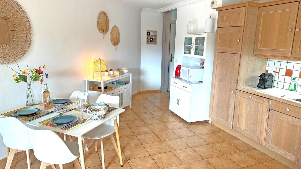 Appartement Les Pins Bleus A8 Sainte-Maxime Luaran gambar